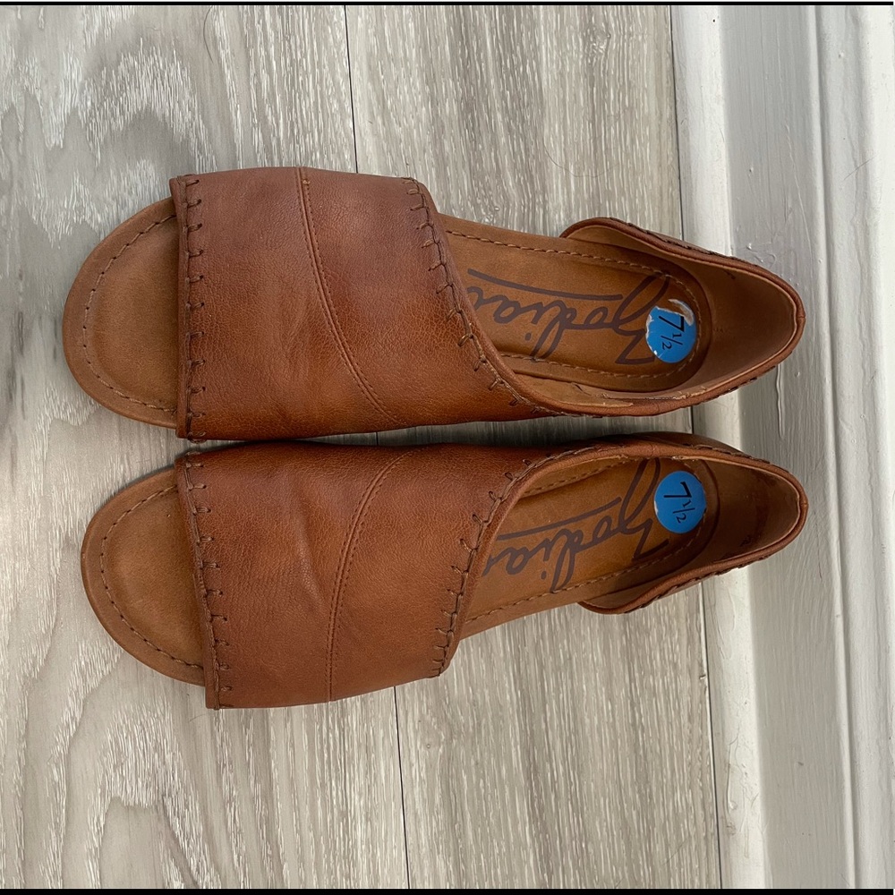 Open Toe Flats